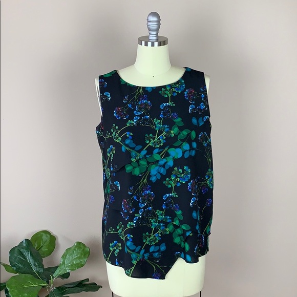 Calvin Klein Botanical Print Top size Medium - Picture 1 of 8